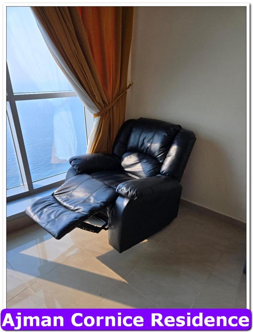 Skyline High Beach 2 Bedroom Apartment Ajman Ngoại thất bức ảnh
