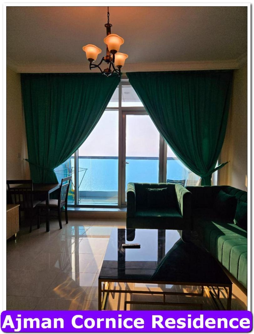 Skyline High Beach 2 Bedroom Apartment Ajman Ngoại thất bức ảnh