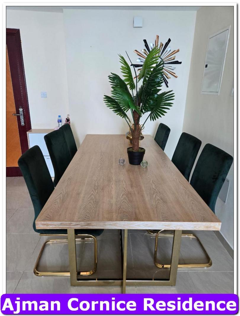 Skyline High Beach 2 Bedroom Apartment Ajman Ngoại thất bức ảnh